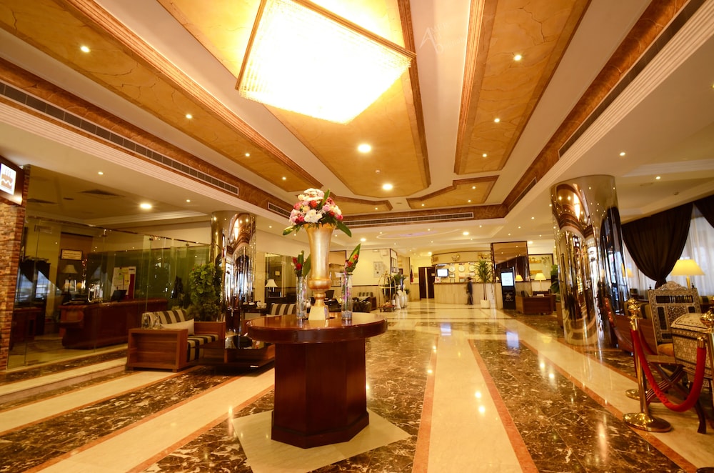 Lobby at Qasr Al Sahab, KHAMIS MUSHAYT