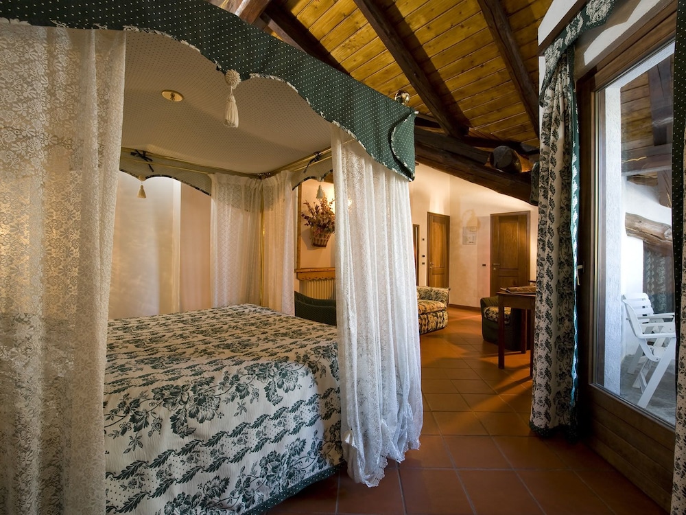 Hotel Milleluci 14/24