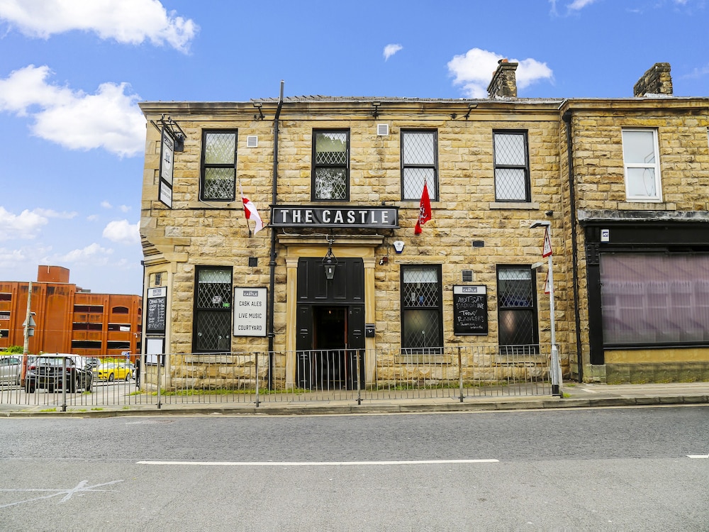 OYO Castle Hotel, Accrington in ACCRINGTON
