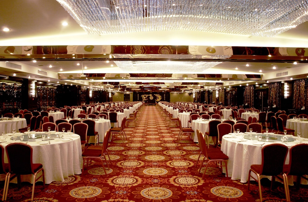 Zhenbao Holiday Hotel Nanjing Yuhua 10/12