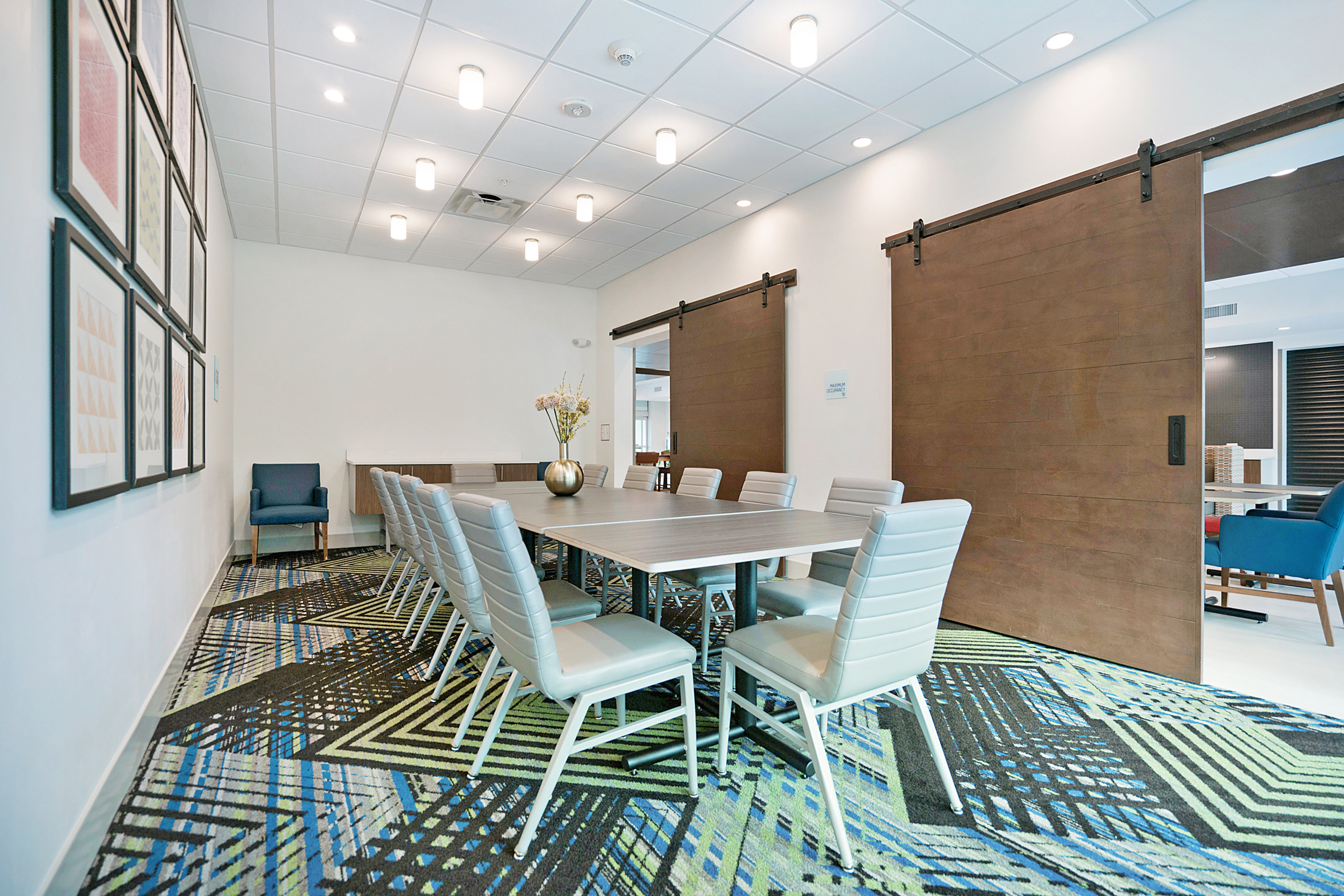 Holiday Inn Express Jacksonville South Bartram Prk 62/69