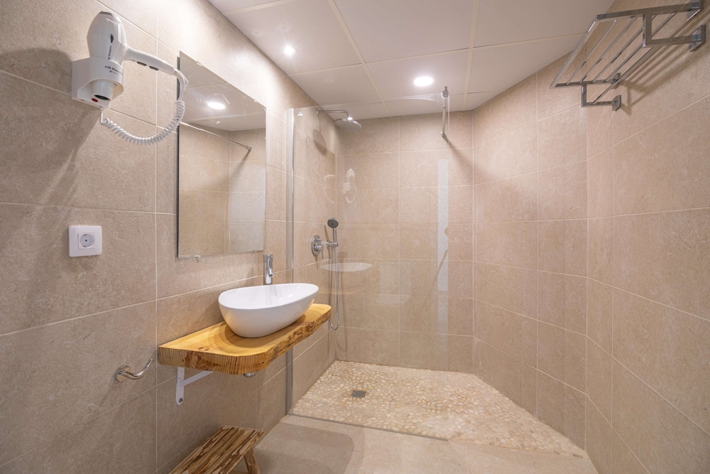 MarSenses Ferrera Blanca Hotel 48/50