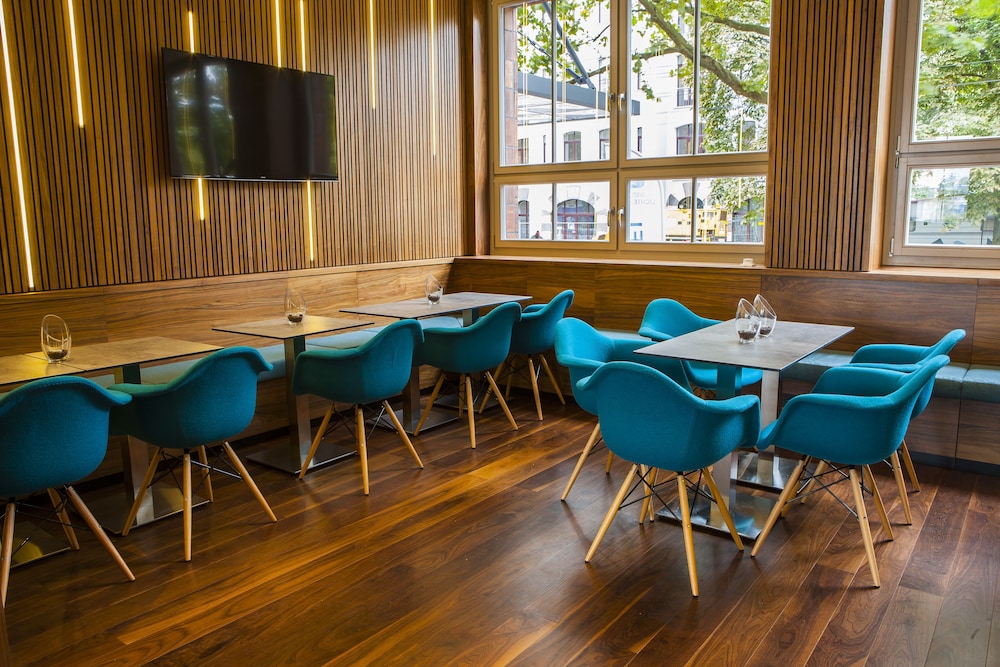 H24 Hotel Berlin Lichtenberg 39/59