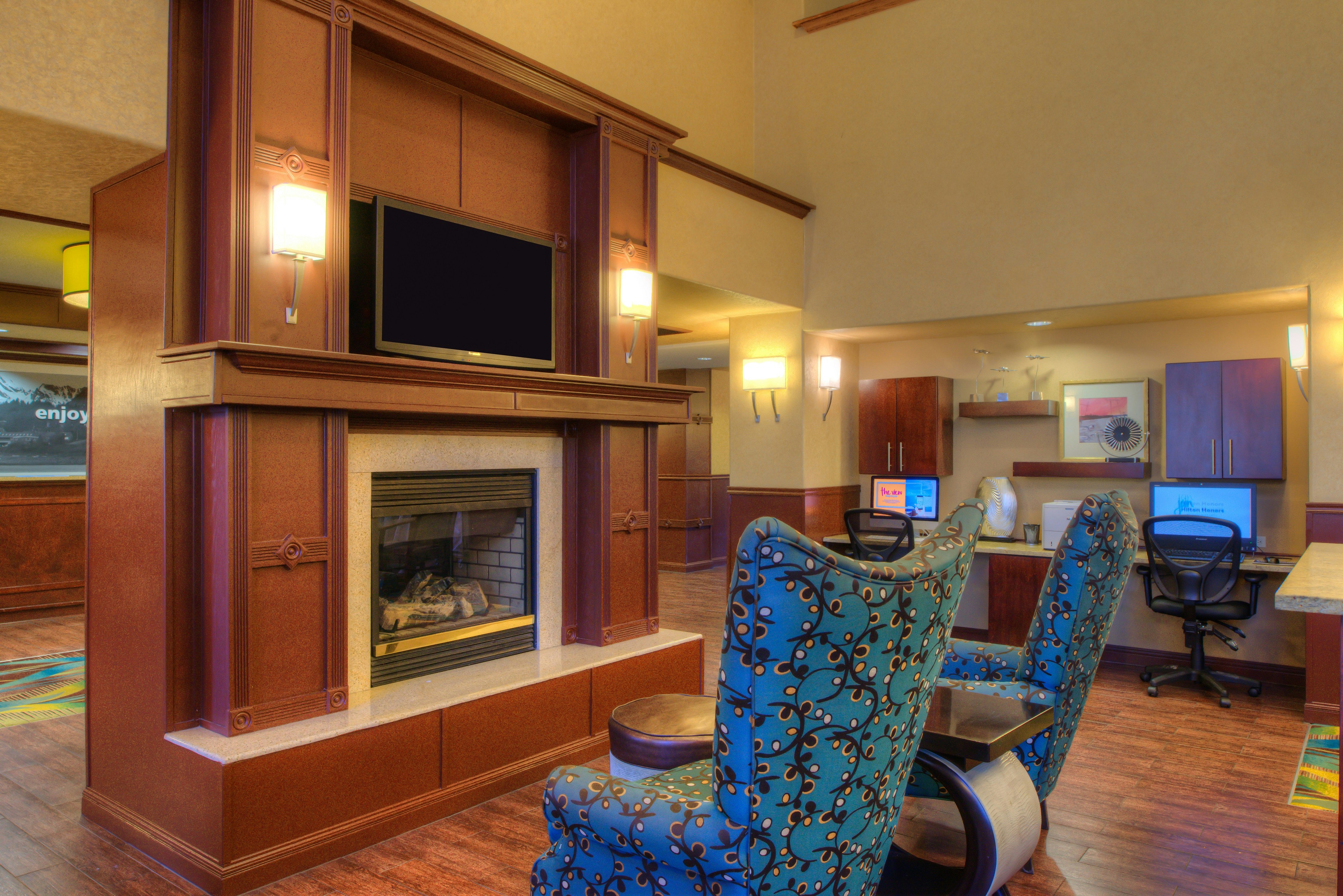 Hampton Inn Suites Ontario 29/60