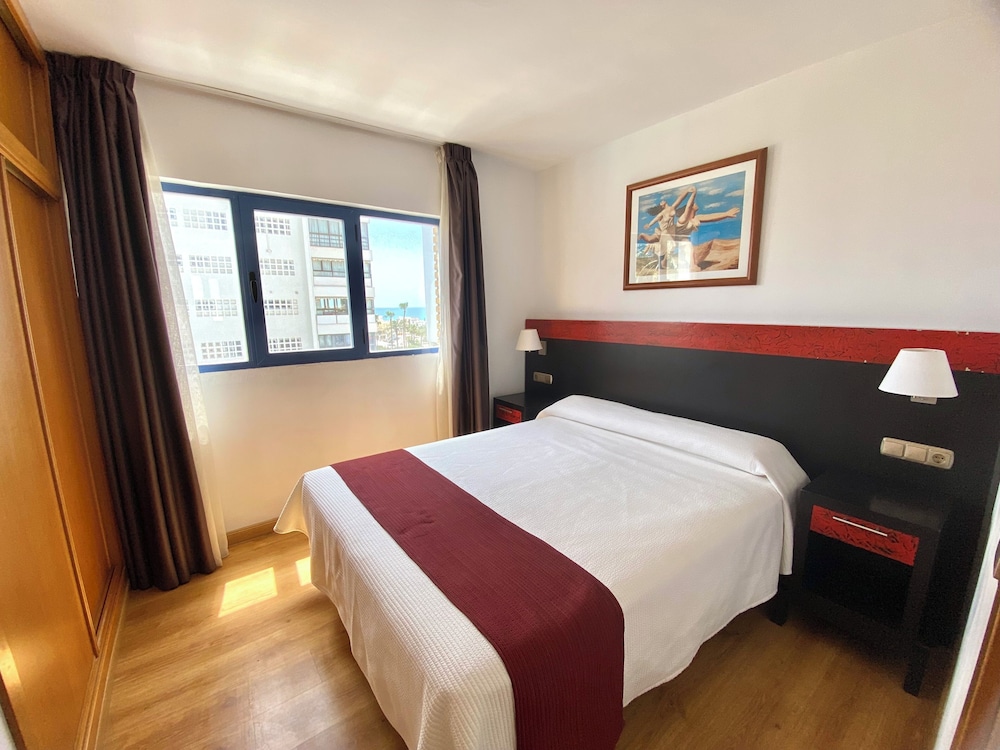 Apartamentos MS Puerto Marina 18/50