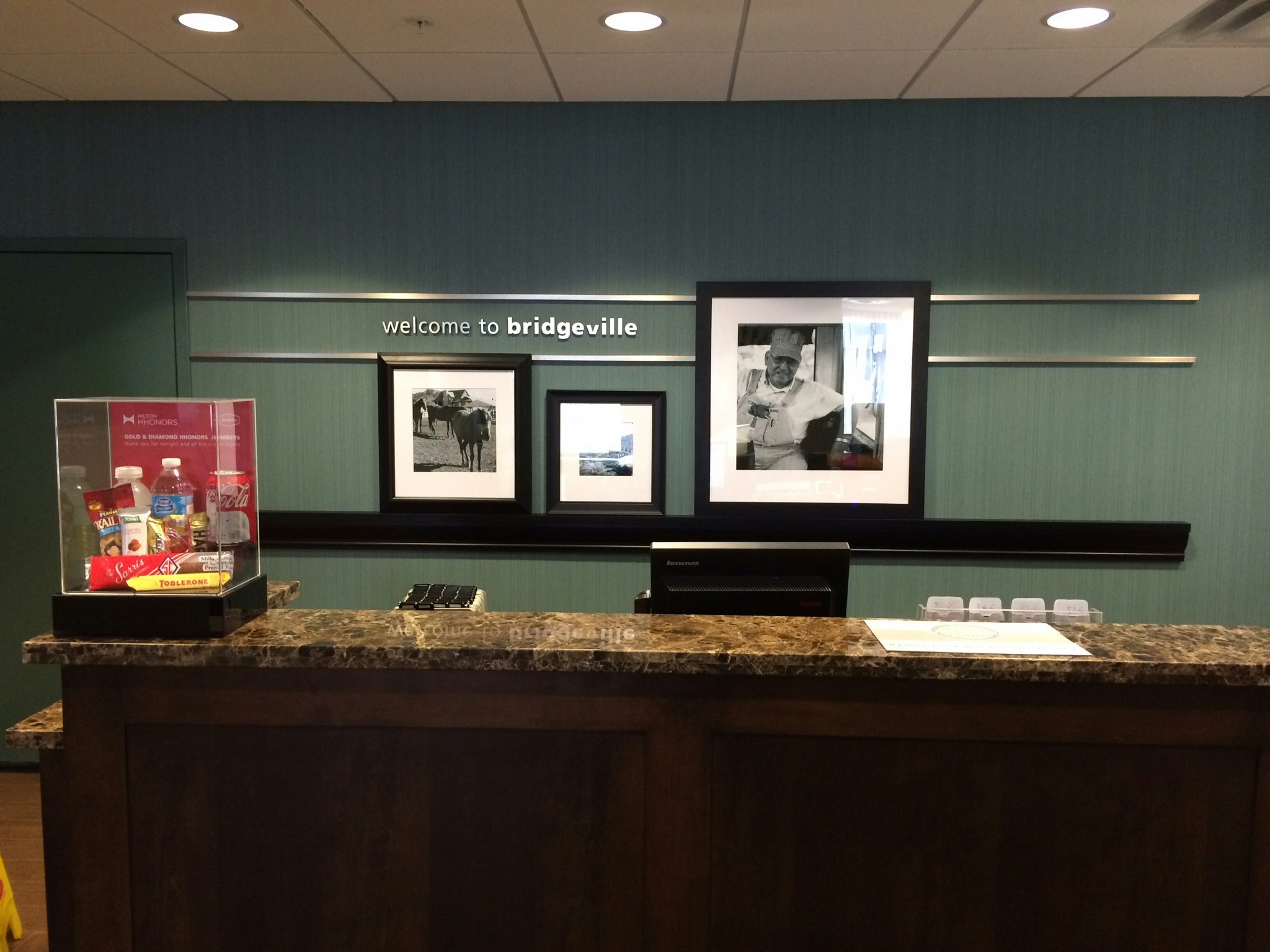 Hampton Inn Pittsburgh-Bridgeville 7/44