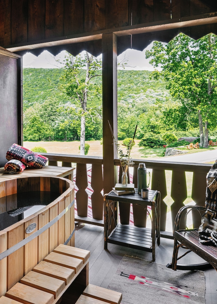 Urban Cowboy Lodge - Catskills 49/60