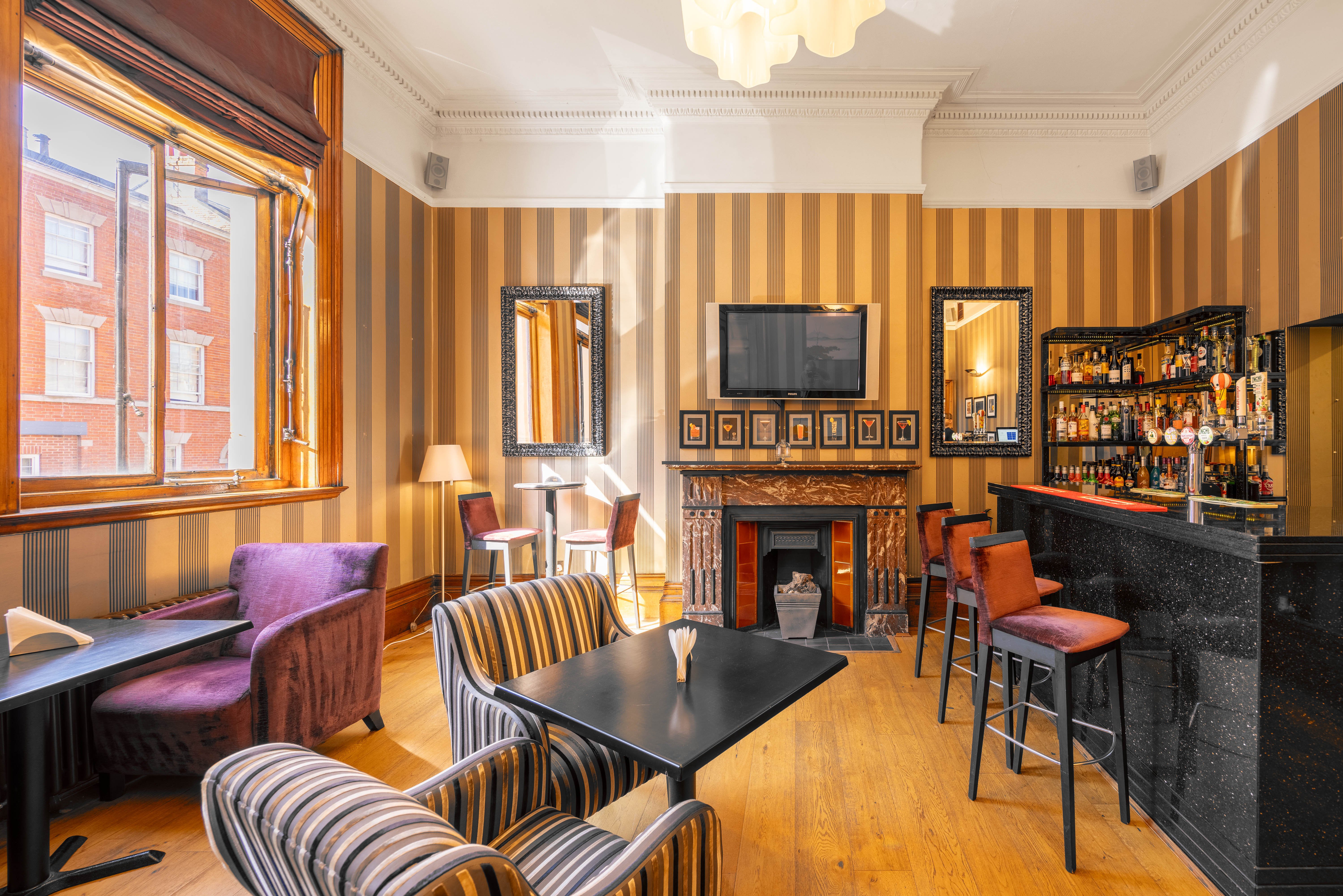 Cathedral Quarter Hotel 33/50