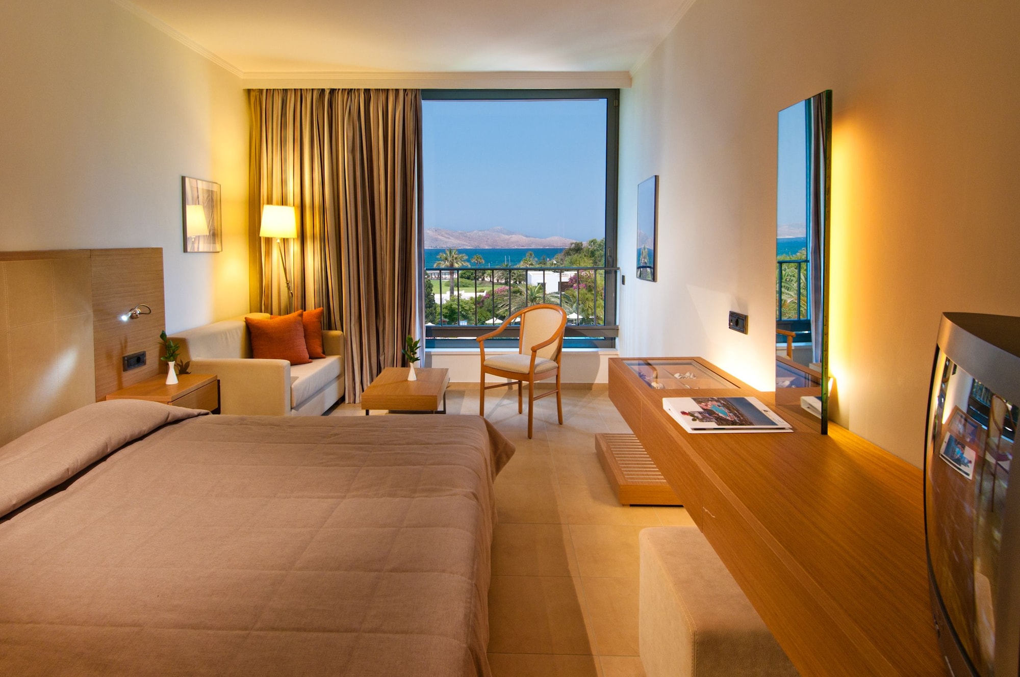 ROOM, DOUBLE OR TWIN BED, SEA VIEW