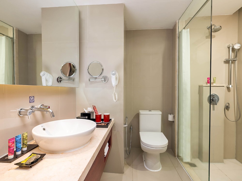 The Alana Yogyakarta Hotel & Convention Center 44/45