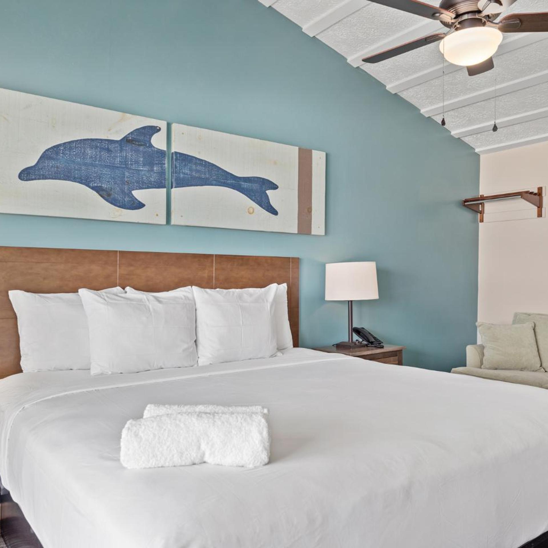 Studio, King Bed, Water Front