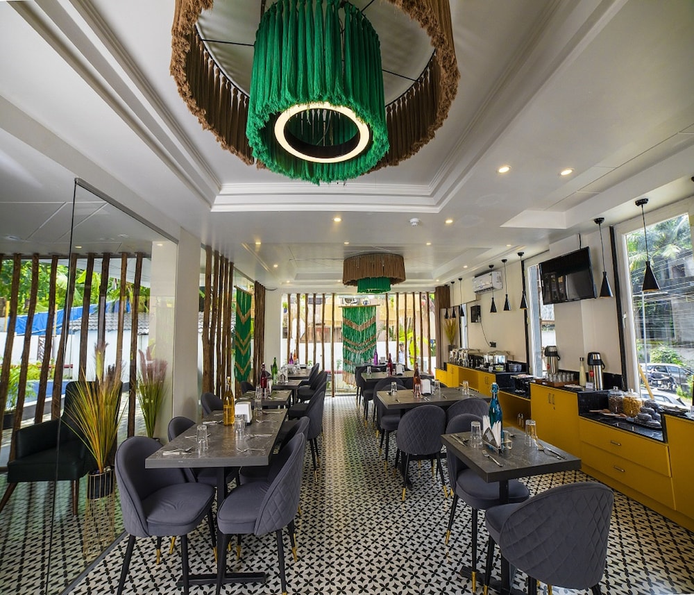 HUE GUH The Porto Candolim 20/31