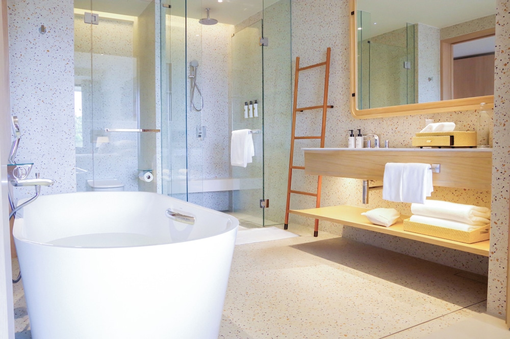 Chatrium Rawai Phuket 54/55