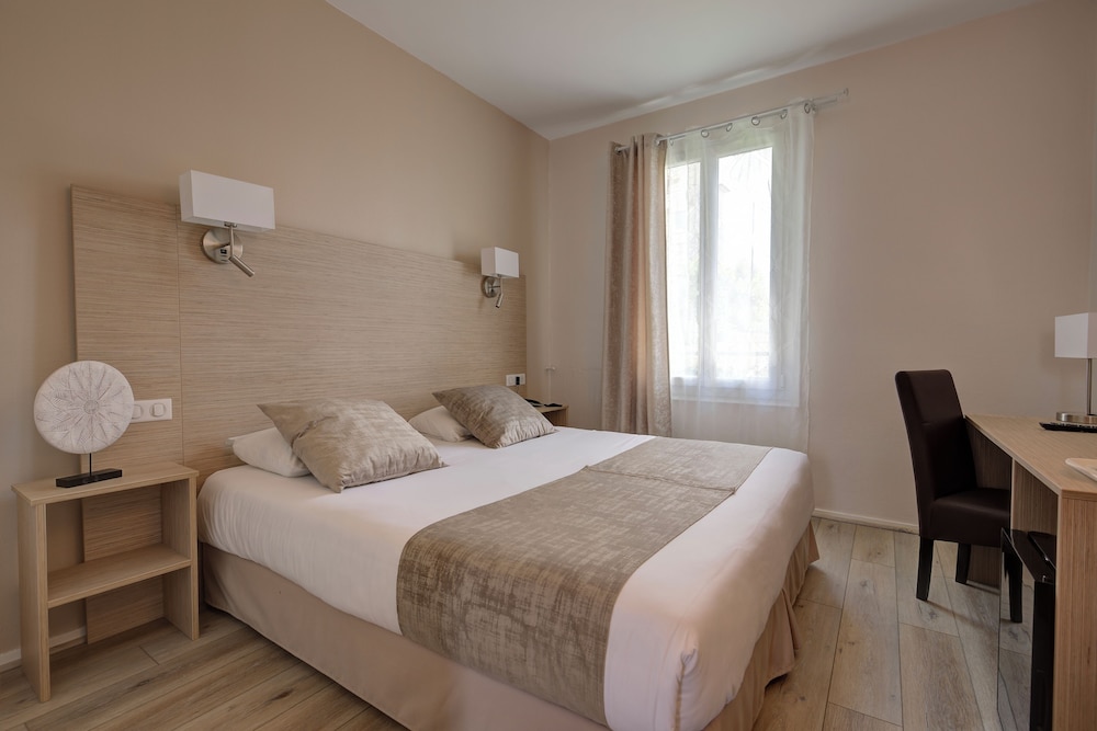 Hotel the Originals de Bordeaux Bergerac 18/68