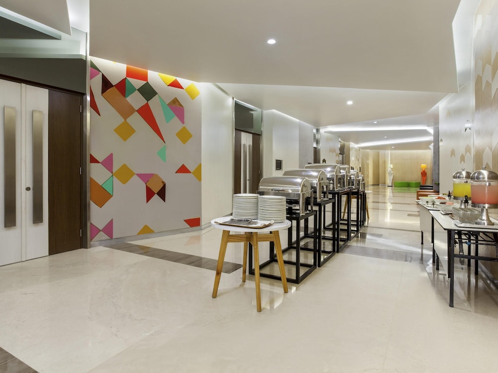 Ibis Styles Jakarta Sunter 36/62