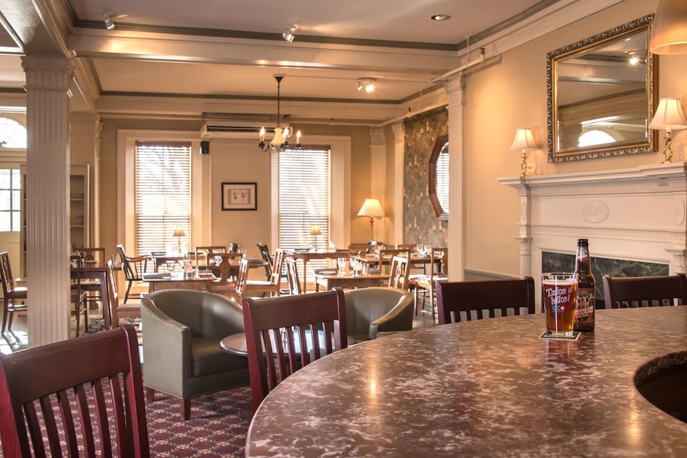 Middlebury Inn 46/68