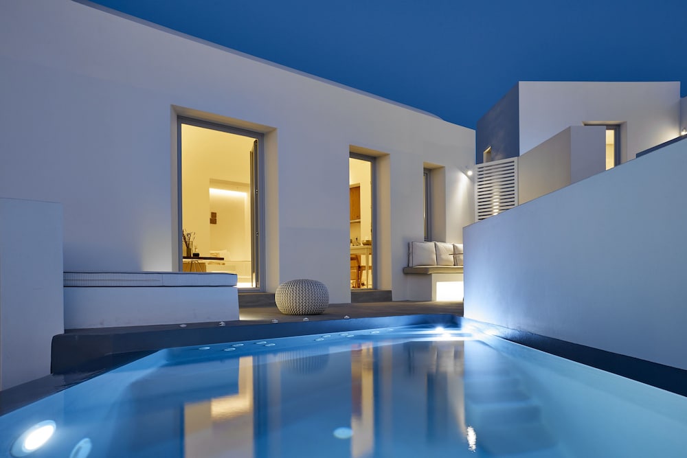 Nova Luxury Suites 21/50