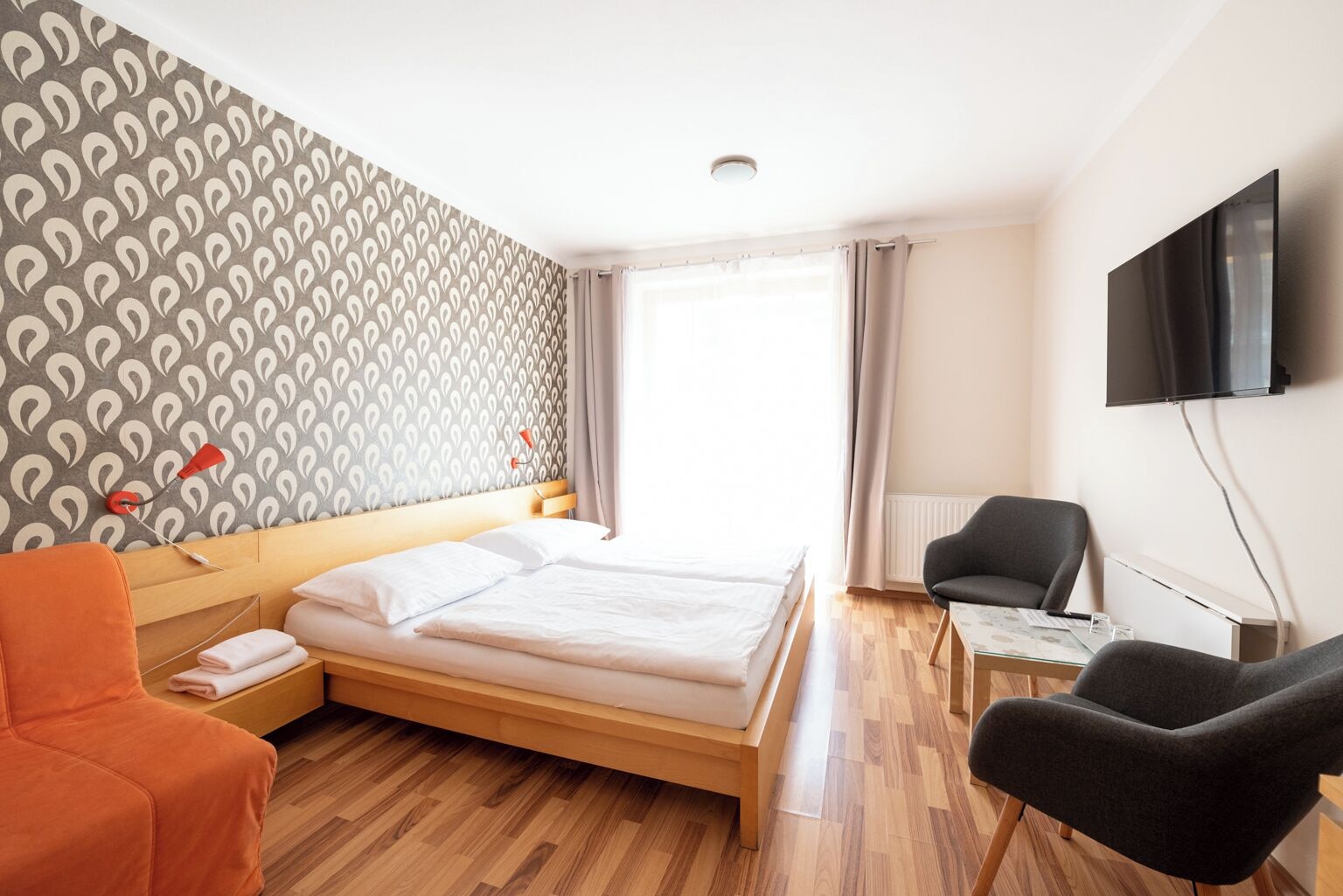DELUXE, KING BED, GARDEN VIEW, PATIO