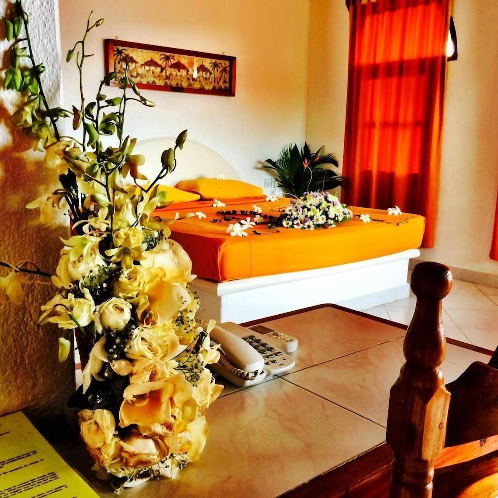 Eva Lanka Hotel 42/58