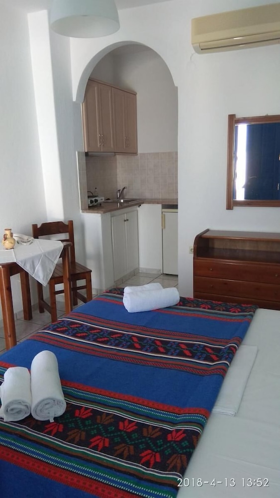 Olympic Villas 15/50