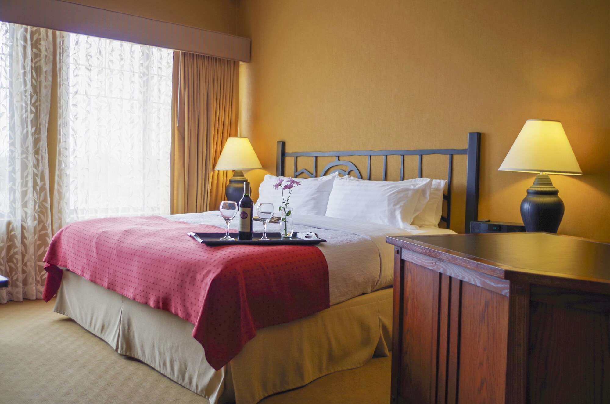 جناح بسرير كينج لذوي الإعاقة