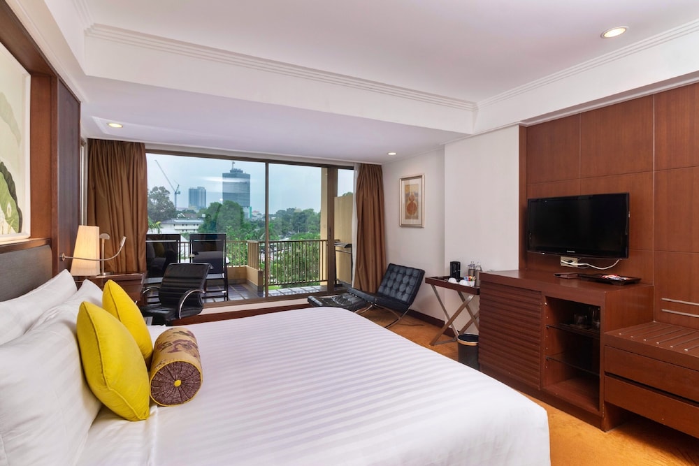 Dusit Thani Pattaya 11/50