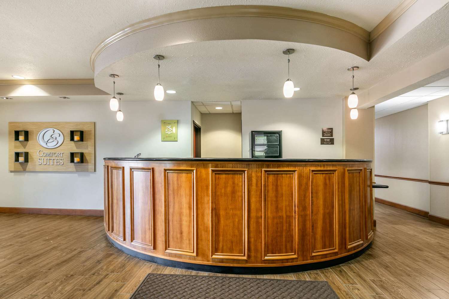Comfort Suites Hopkinsville near Fort Campbell 3/15