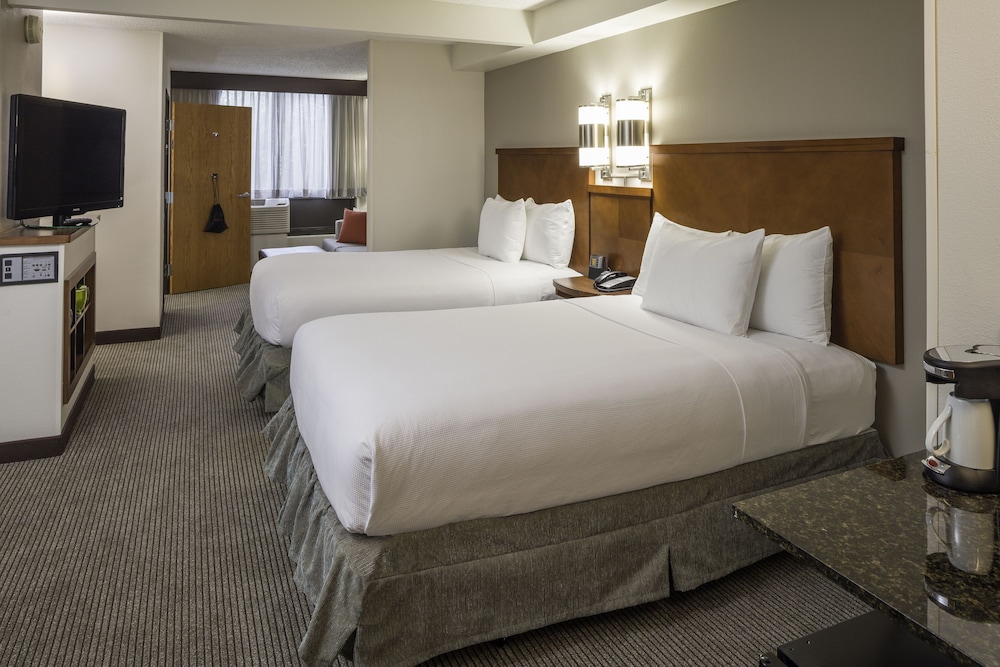Hyatt Place San Antonio Airport - Quarry Market 9/32
