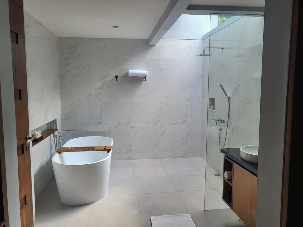 PRADHA VILLAS SEMINYAK 59/63