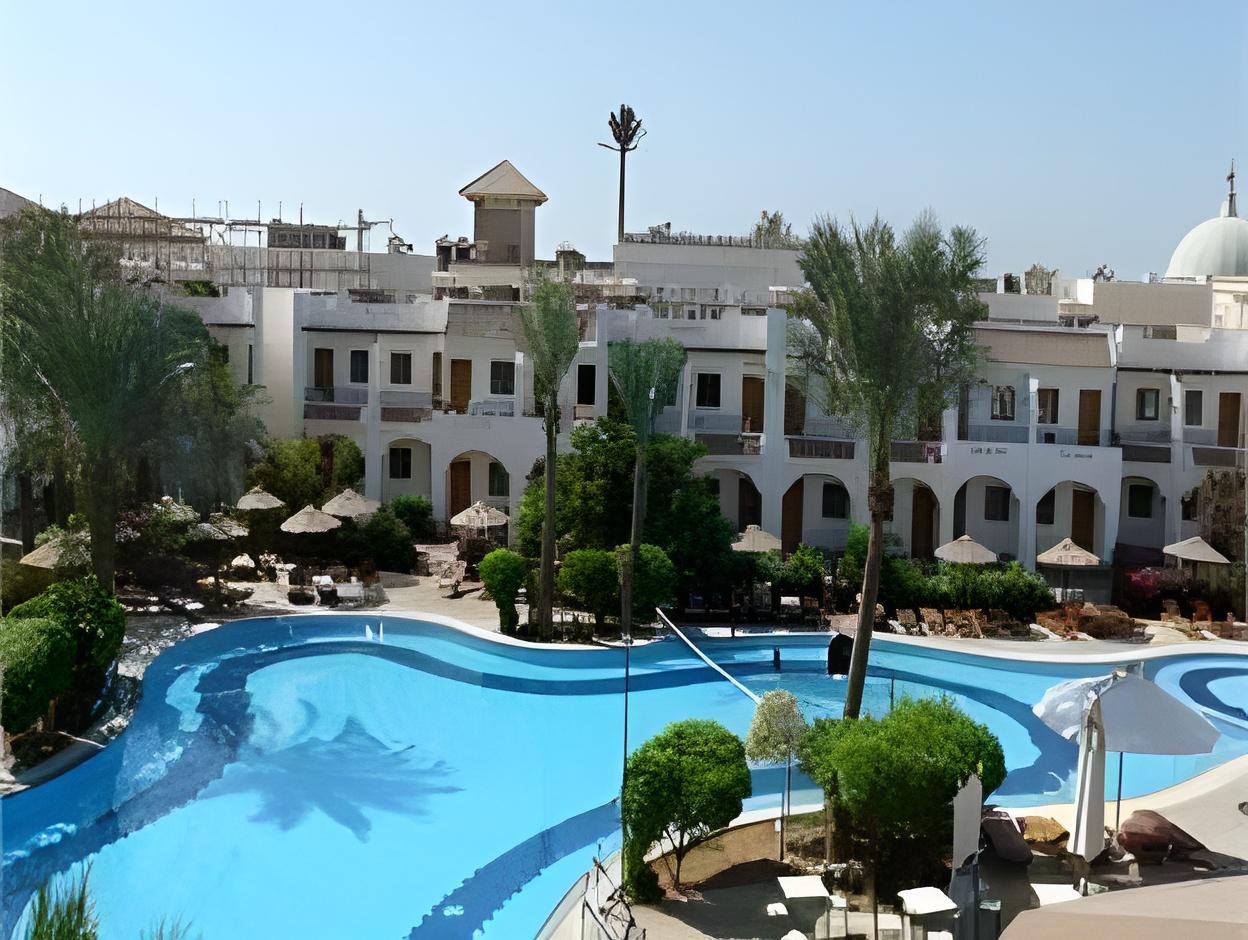 Standard Pool View