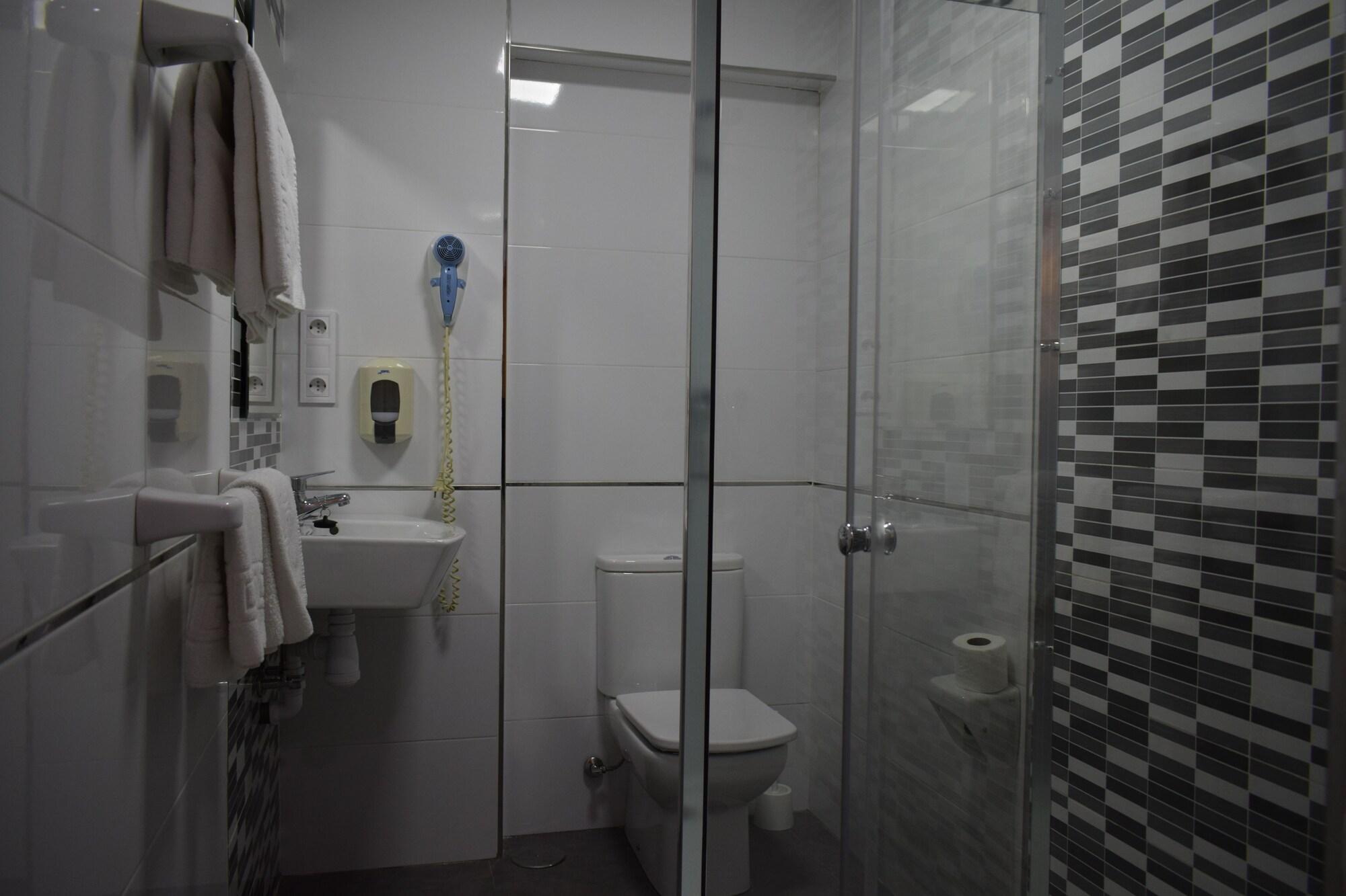 Hostal Juan De Austria 50/50