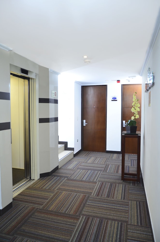 San Pablo Hotel 28/65