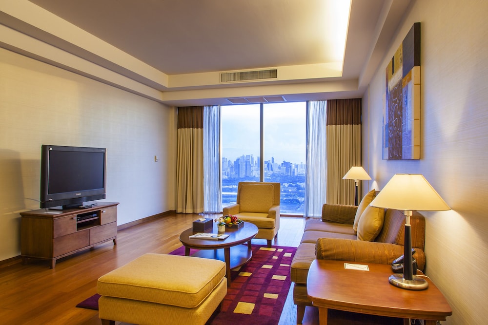 Column Bangkok Hotel 41/74