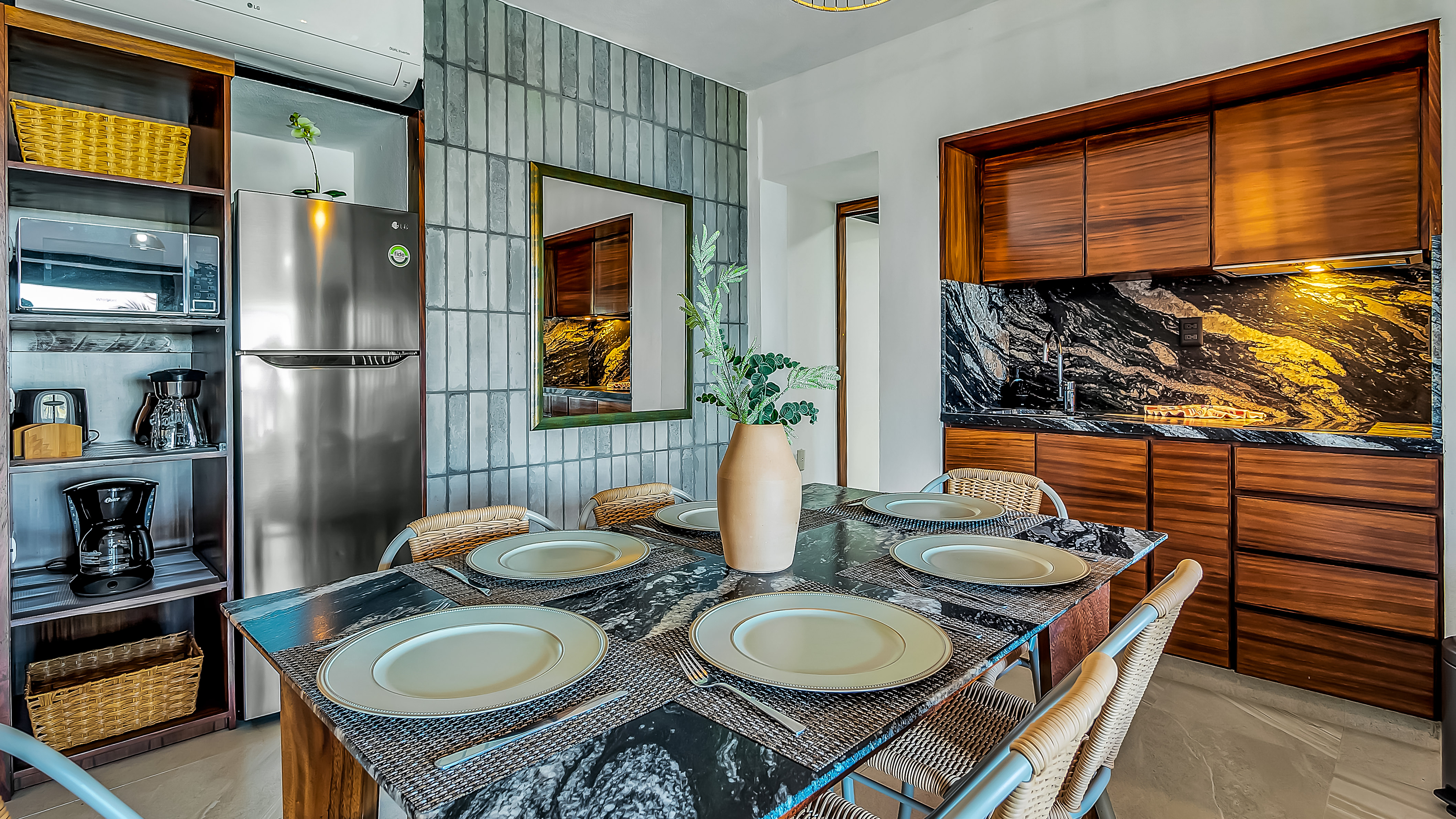 Hotel Marboka & Suites 42/58