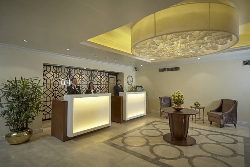 Royal Park Residence Hotel 7/75