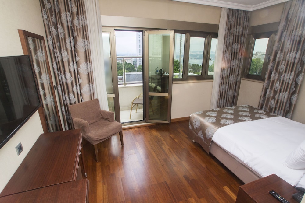 Crestium Taksim Prive & Spa 27/62
