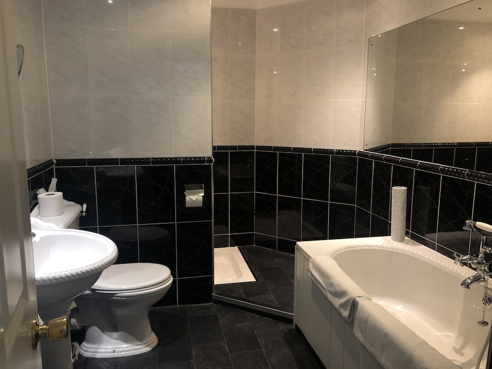The Dower House Hotel 47/50