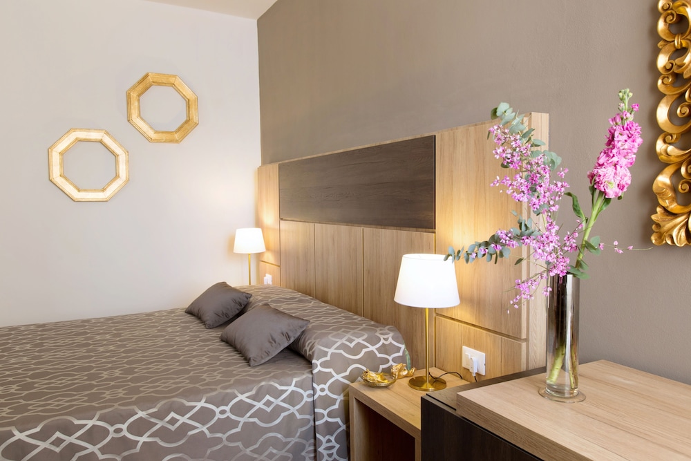 SETTE ANGELI ROOMS 60/72