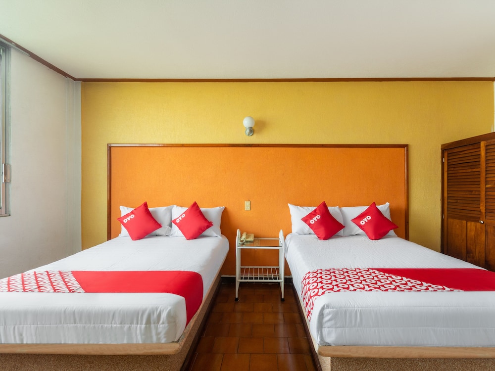 OYO Hotel Casa Blanca 16/35