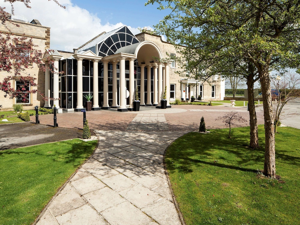 MERCURE YORK FAIRFIELD MANOR HOTEL 69/74