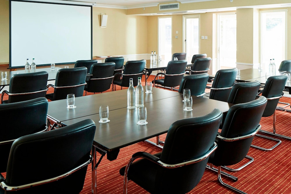 Delta Hotels by Marriott Peterborough 23/24