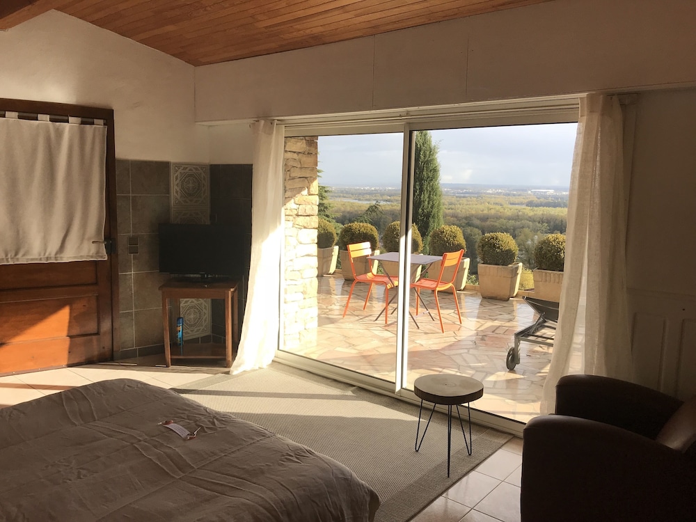 La Villa du Rhone 24/50