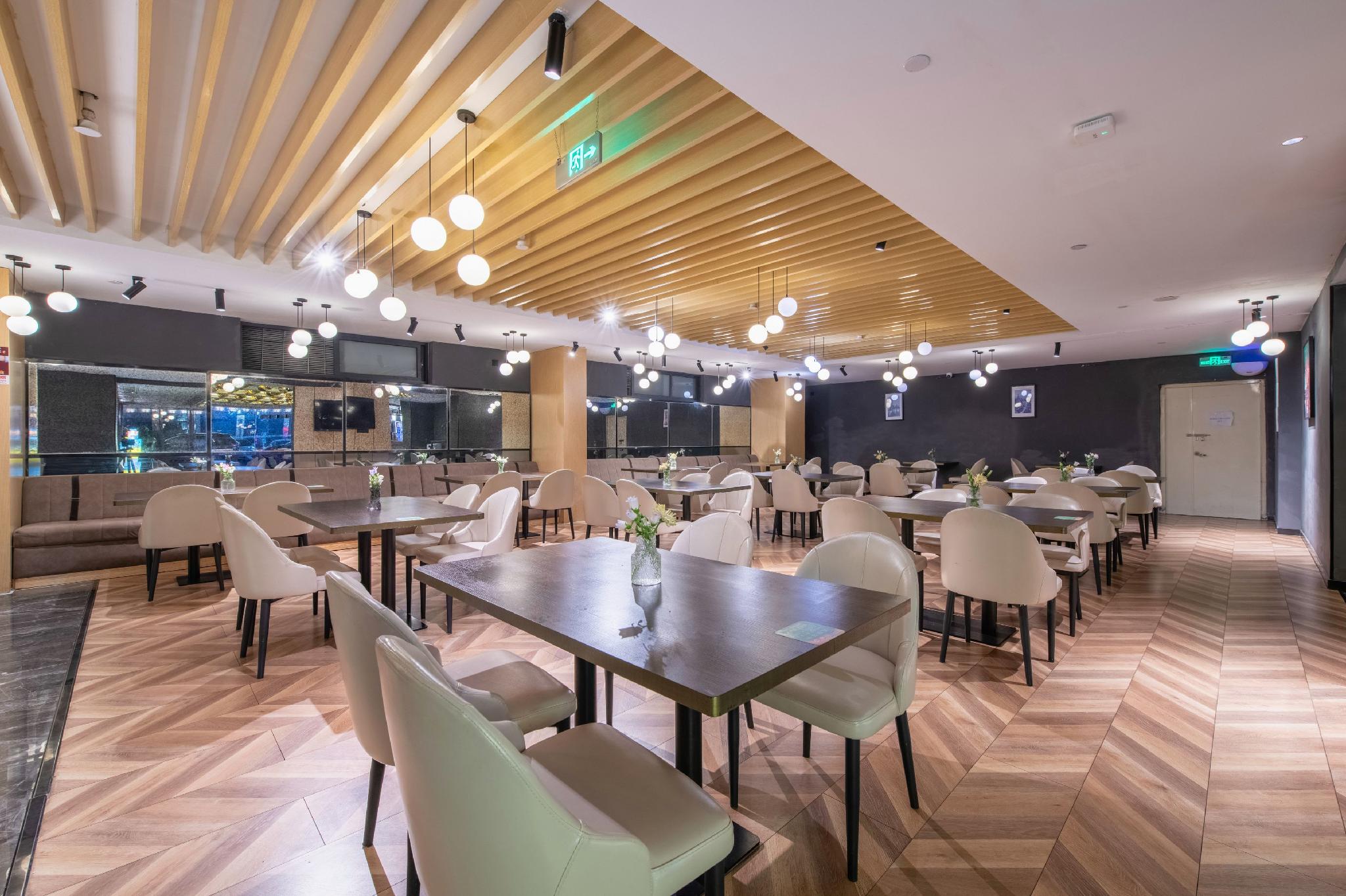 Park Inn by Radisson (Tongling Beidou Star City) 23/28