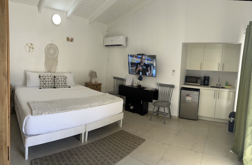 Arubas Bakval Suites 12/50