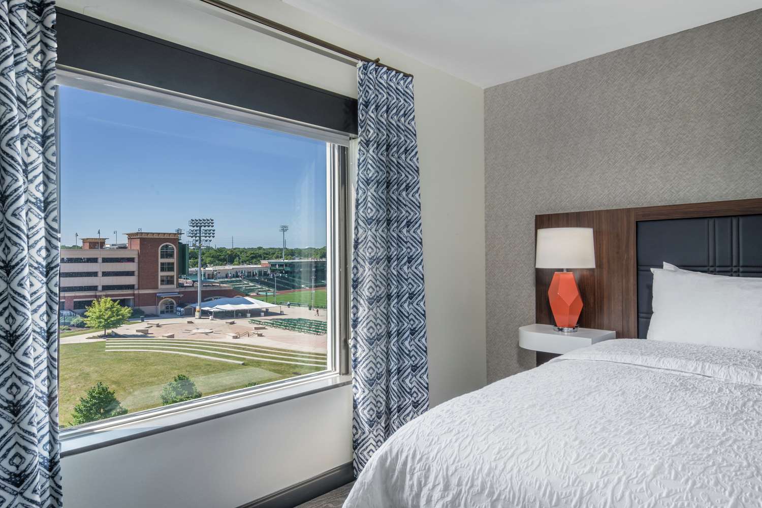 Suite, King Bed, Ballpark View