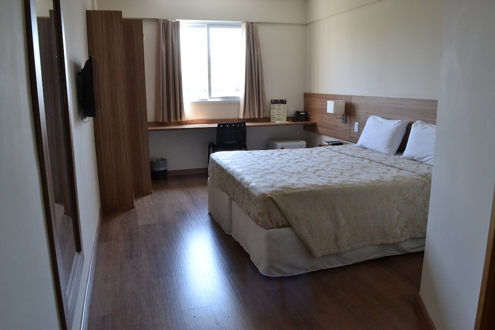 STANDARD, DOUBLE BED