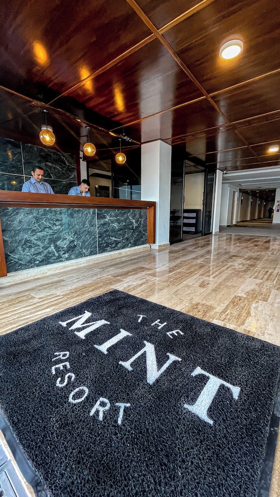 The Mint Resort Isla Mujeres 33/67