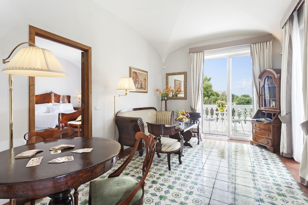 Grand Hotel Cocumella 51/84