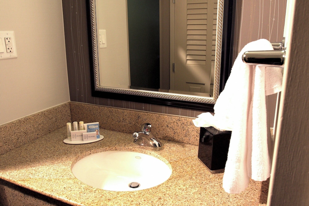 Courtyard by Marriott Atlanta Northlake 48/50
