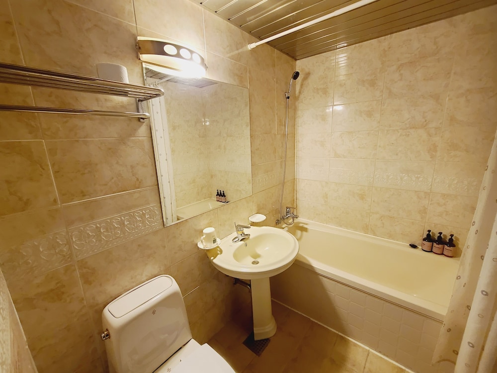 Andong Park Hotel 53/55